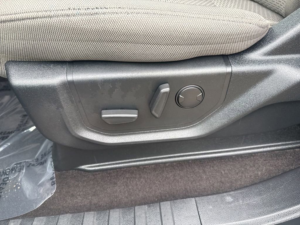 Certified 2020 Ford F150 XLT w/ Equipment Group 302A Luxury image 13