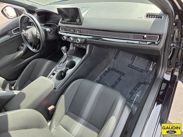 Used 2023 Honda Civic Sport image 17