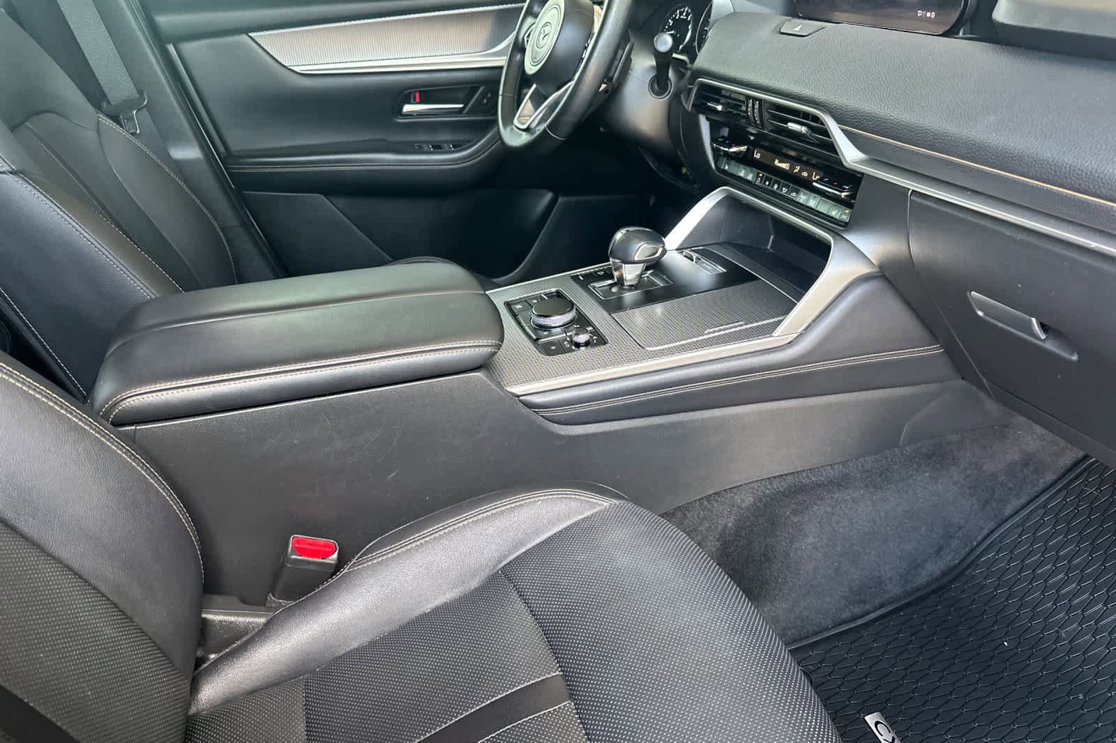 Used 2024 MAZDA CX-90 3.3 Turbo w/ Preferred Plus AWD/4WD image 17