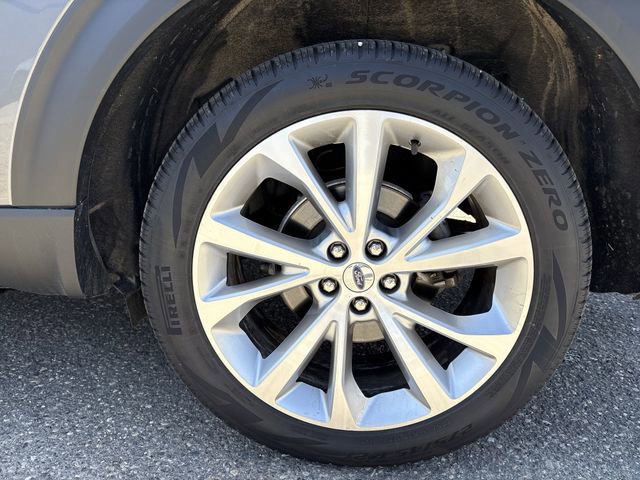 Certified 2022 Ford Explorer Platinum w/ Equipment Group 601A image 61