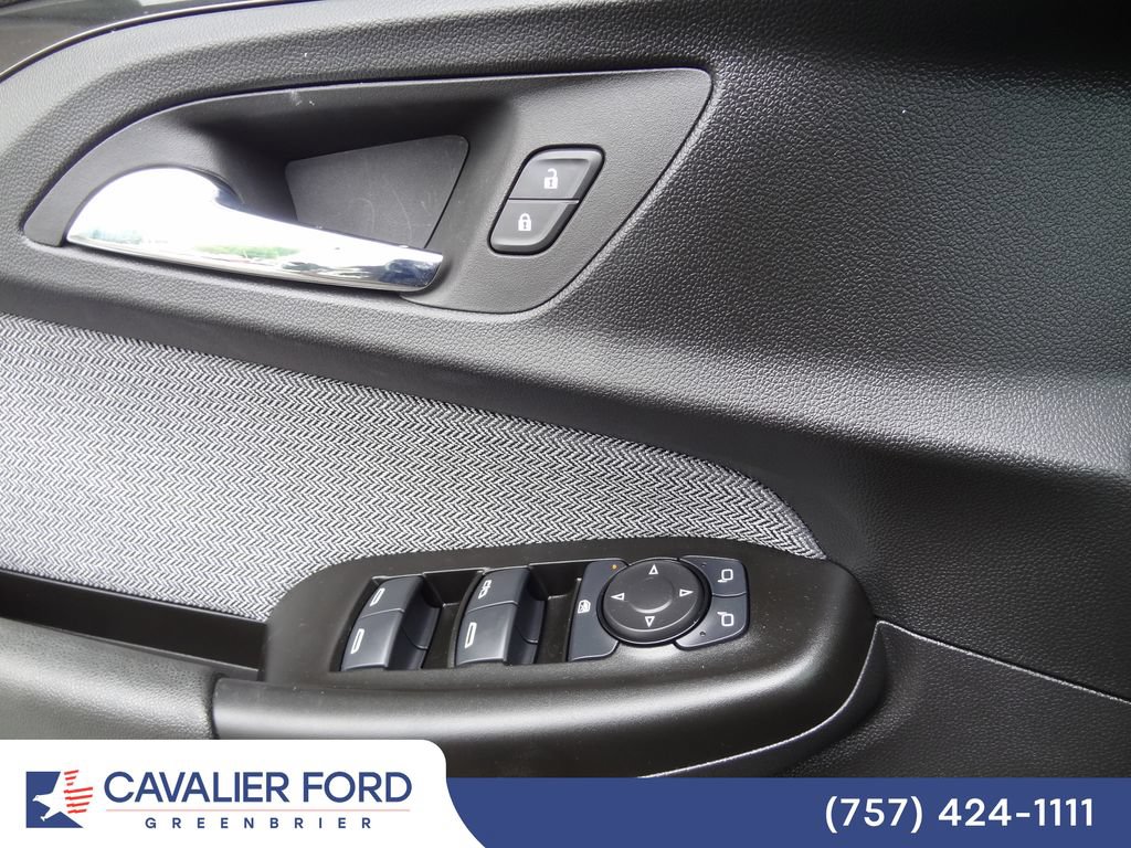 Used 2022 Chevrolet TrailBlazer LT w/ Convenience Package AWD/4WD image 14