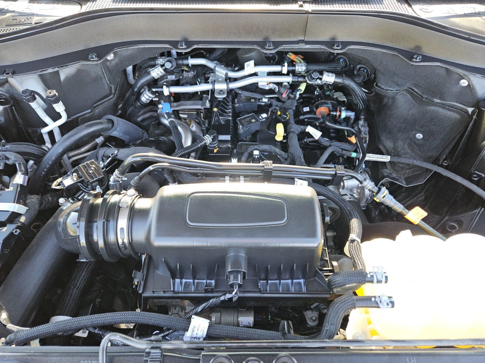 Certified 2023 Ford Explorer XLT w/ Equipment Group 202A image 33