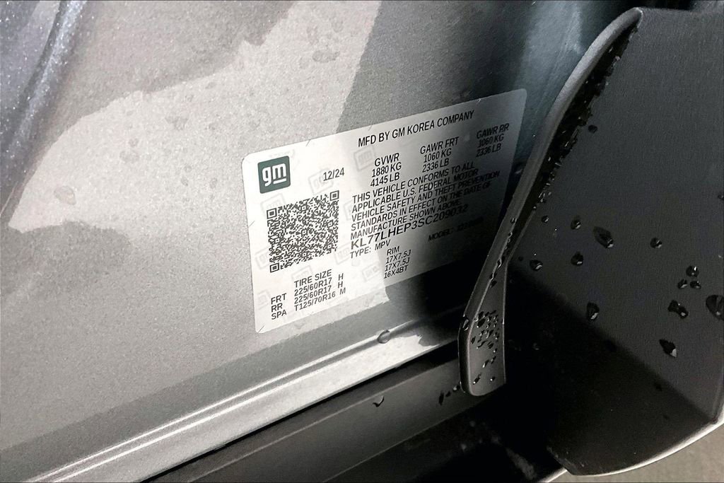 Used 2025 Chevrolet Trax LT w/ Driver Confidence Package image 31