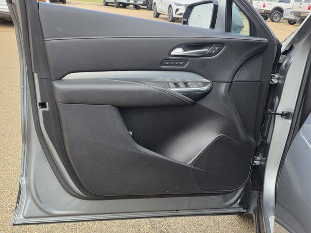 Used 2023 Cadillac XT4 Premium Luxury w/ LPO, Onyx Lite Package image 15