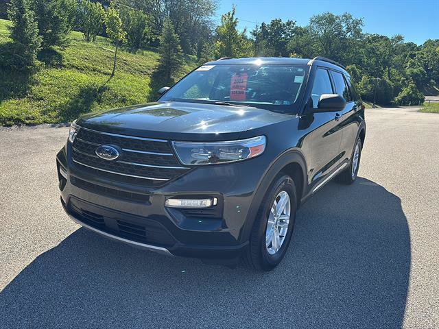 Certified 2023 Ford Explorer XLT w/ Equipment Group 202A AWD/4WD image 8