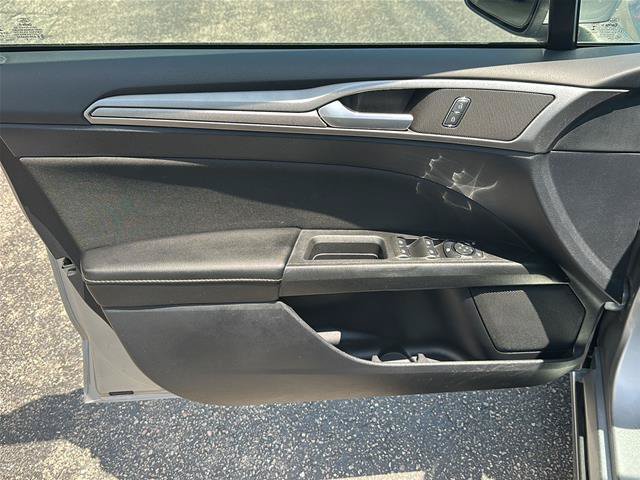 Certified 2020 Ford Fusion SE AWD/4WD image 13