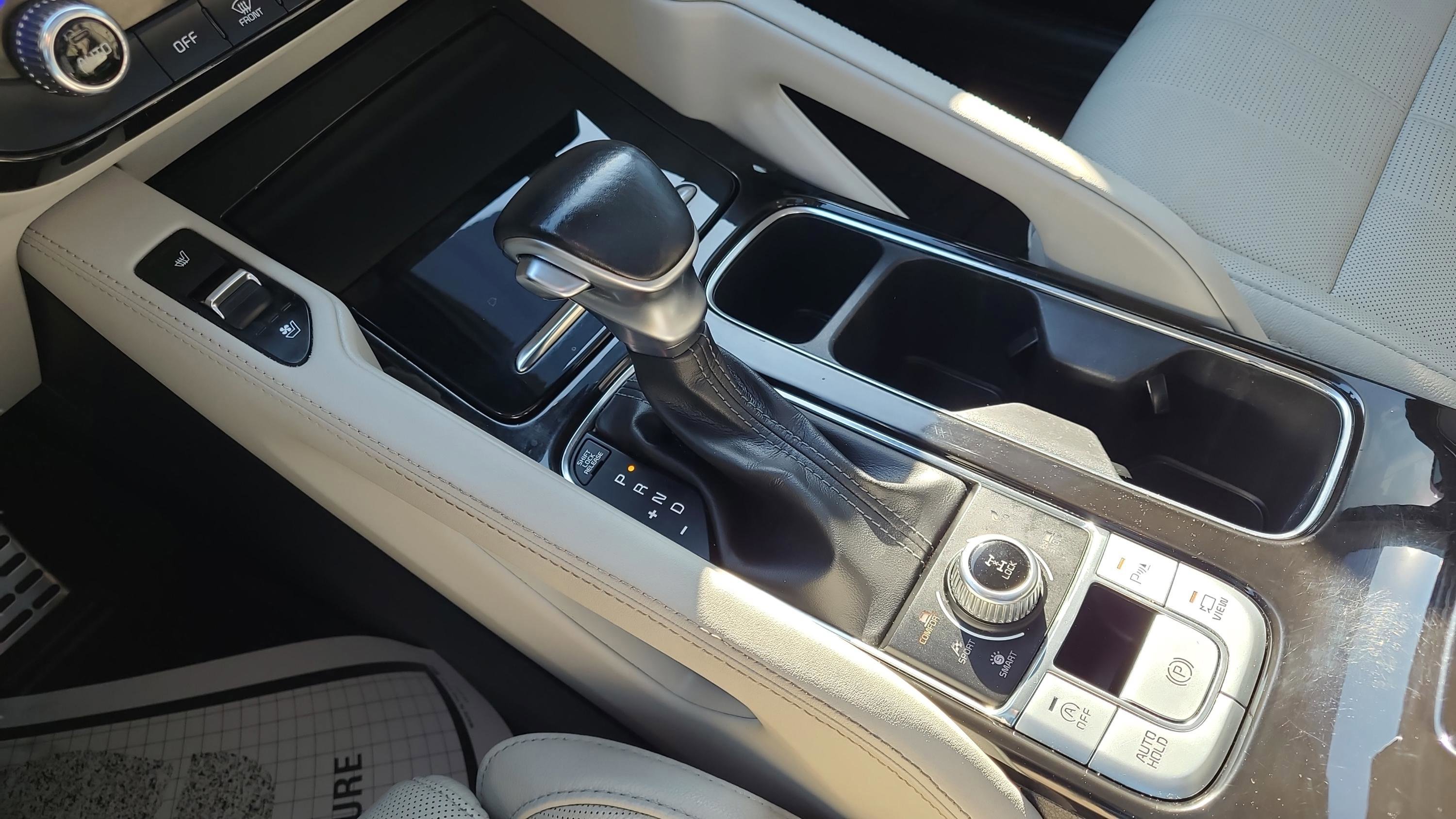 Used 2021 Kia Telluride SX w/ Nightfall Edition Package image 21