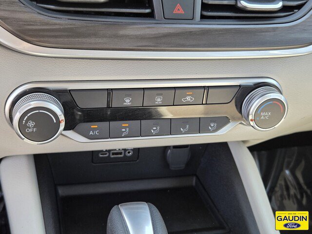 Used 2025 Nissan Altima 2.5 SV FWD image 23
