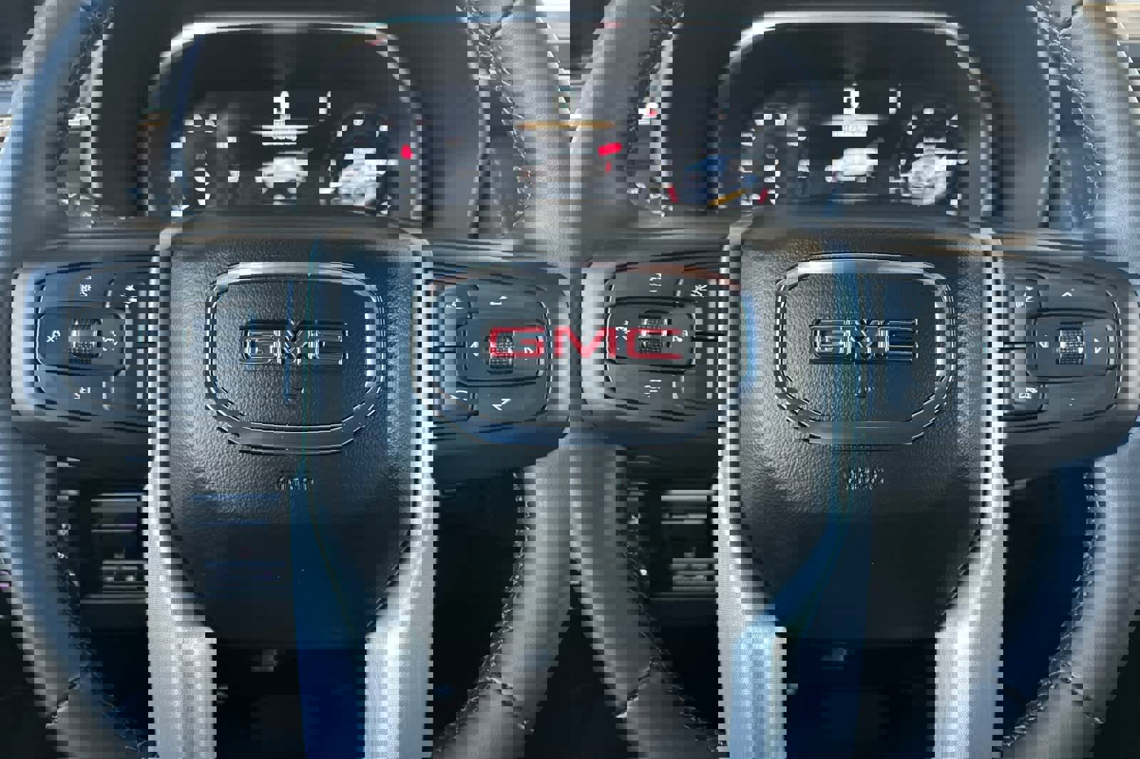 Used 2024 GMC Yukon SLE w/ Max Trailering Package image 25