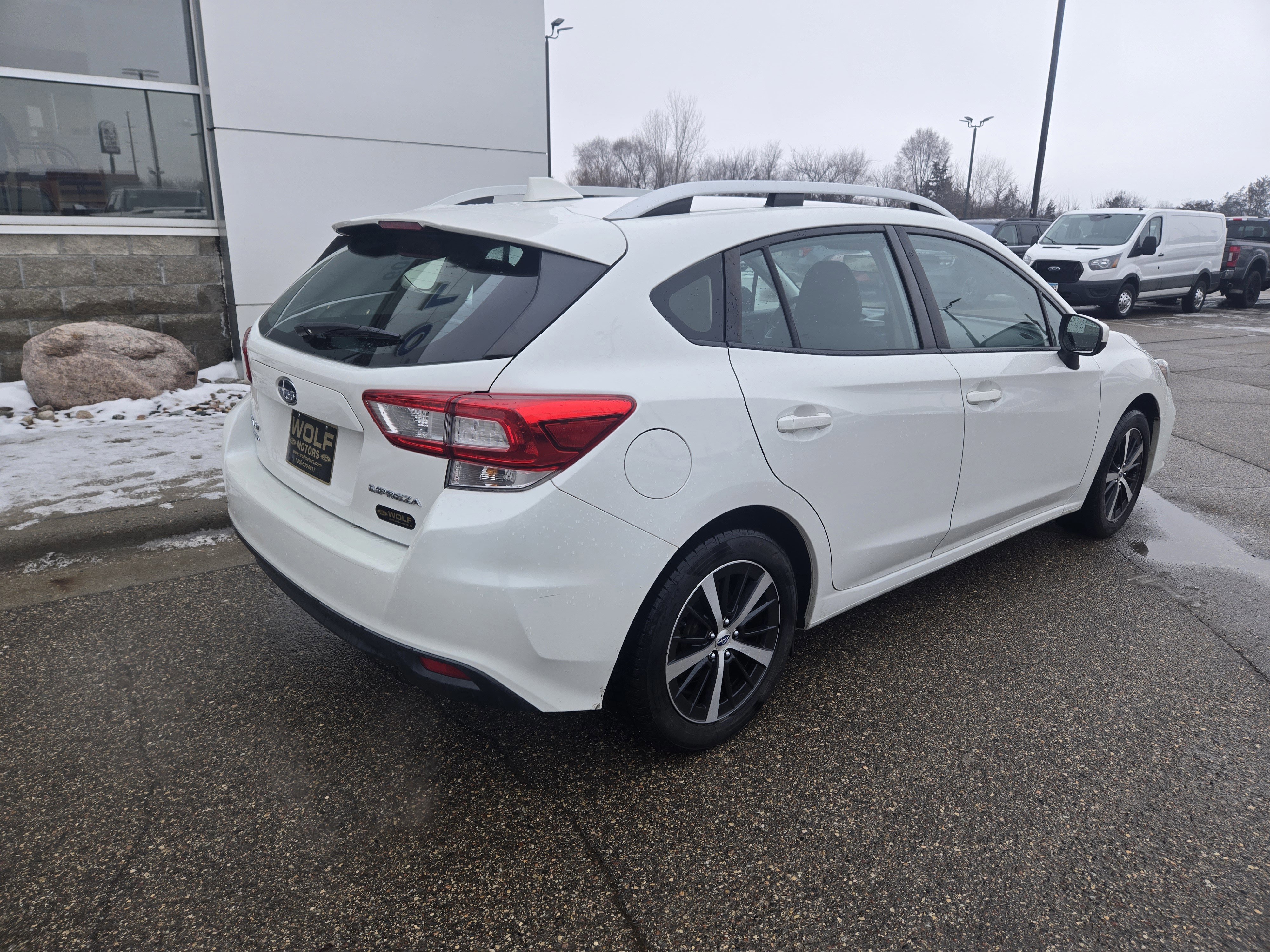 Used 2019 Subaru Impreza 2.0i Premium image 5