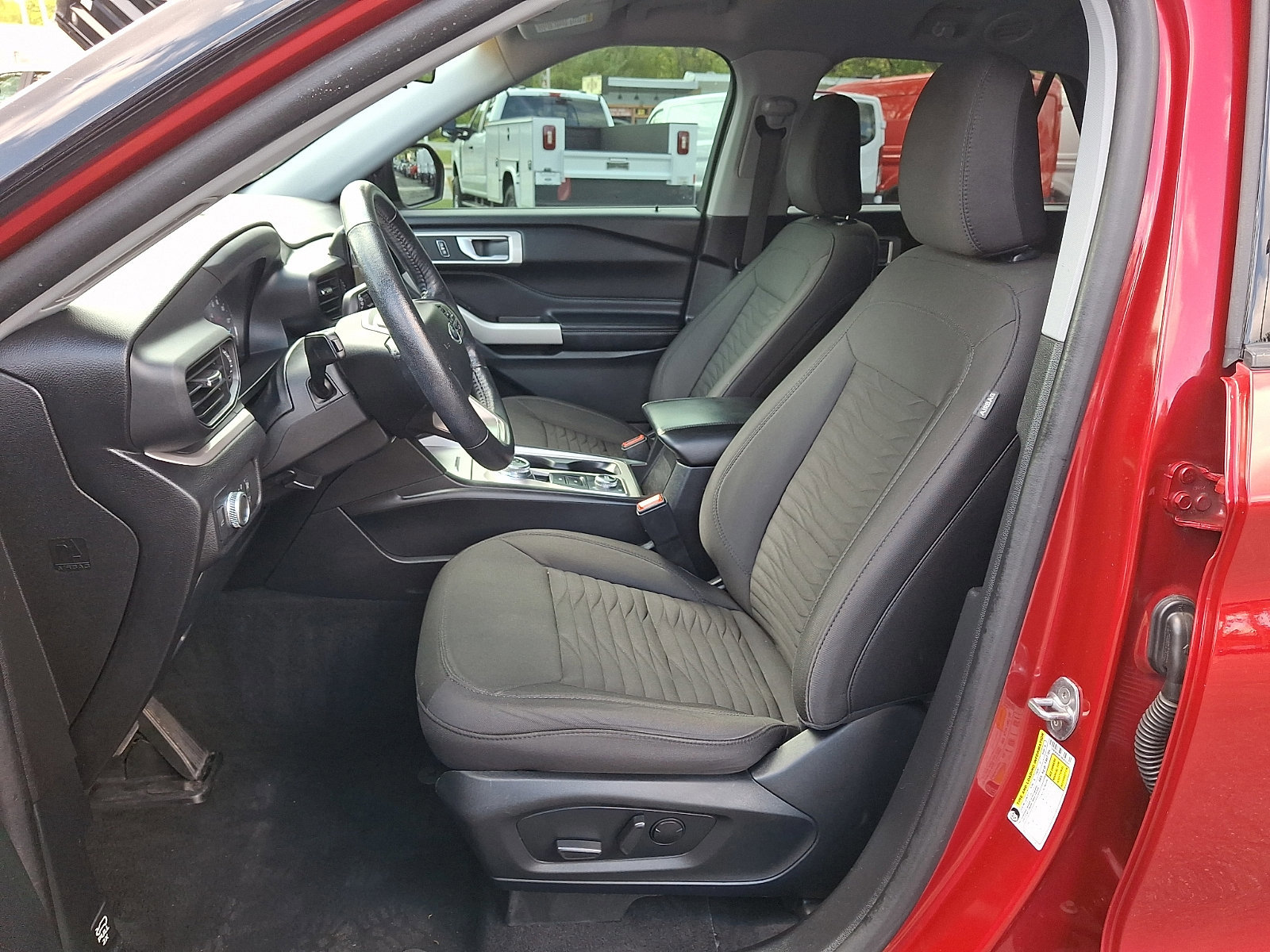 Certified 2021 Ford Explorer XLT image 15