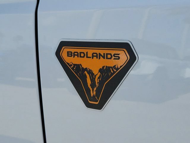 Certified 2025 Ford Bronco Badlands AWD/4WD image 9