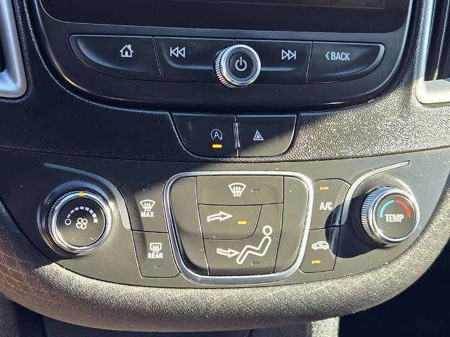 Used 2023 Chevrolet Malibu LS image 17
