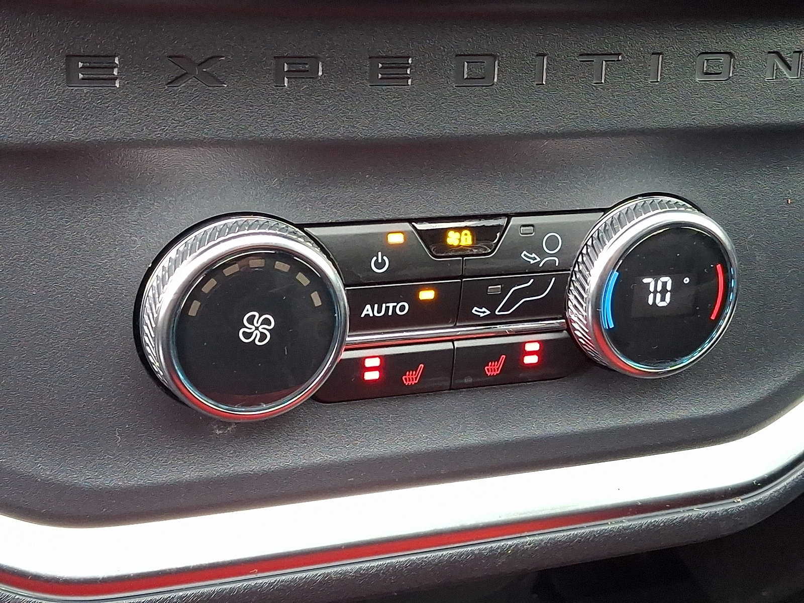 Certified 2025 Ford Expedition Platinum w/ Stealth Performance Package AWD/4WD image 12