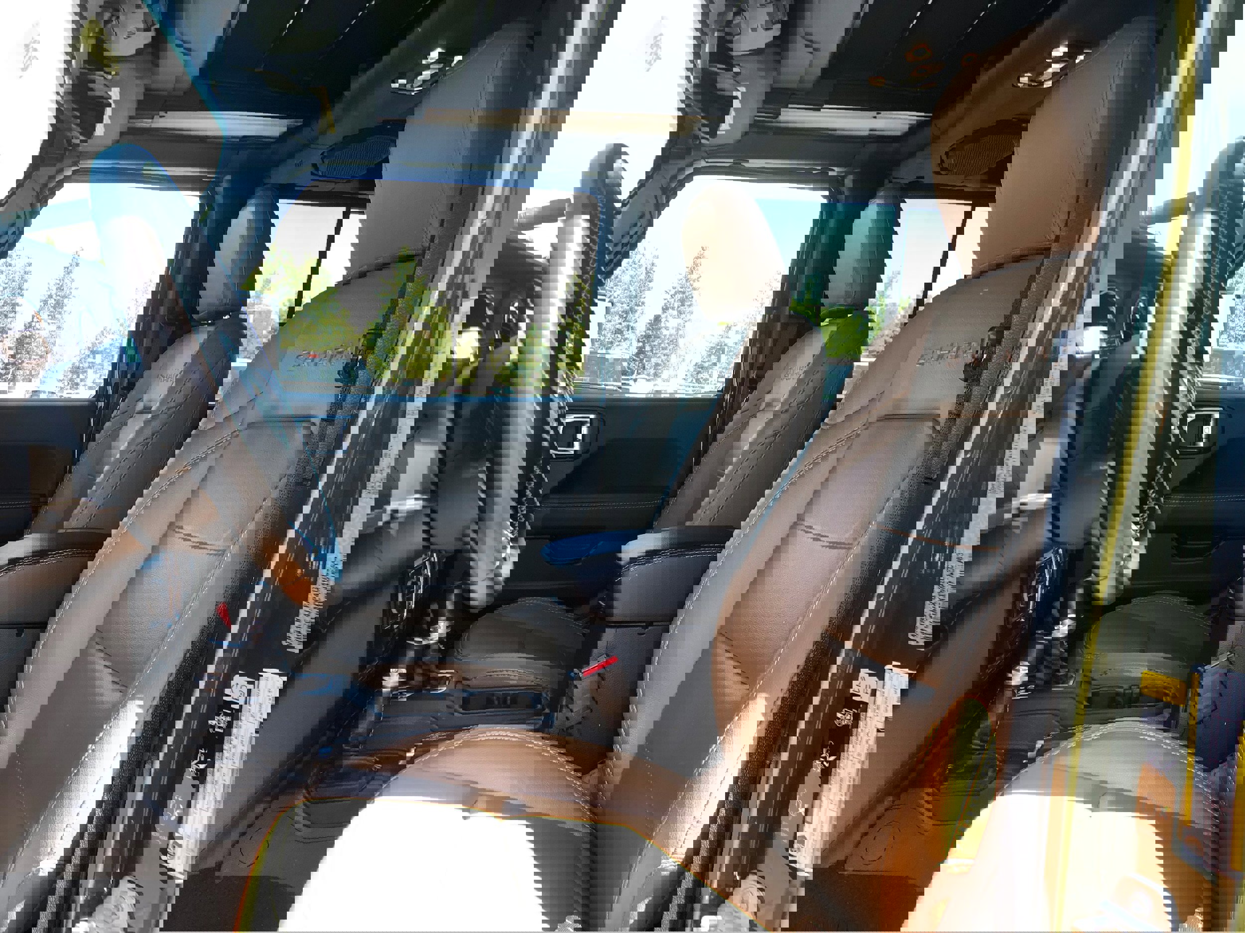 Used 2021 Jeep Wrangler Unlimited Sahara w/ Cold Weather Group image 21