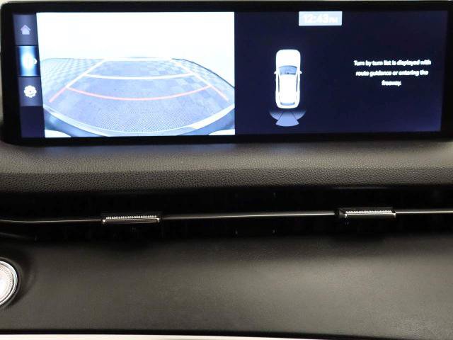 Used 2025 Genesis GV70 2.5T AWD/4WD image 37