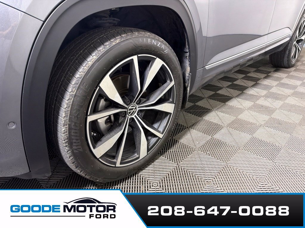 Used 2024 Volkswagen Atlas SEL Premium R-Line AWD/4WD image 27
