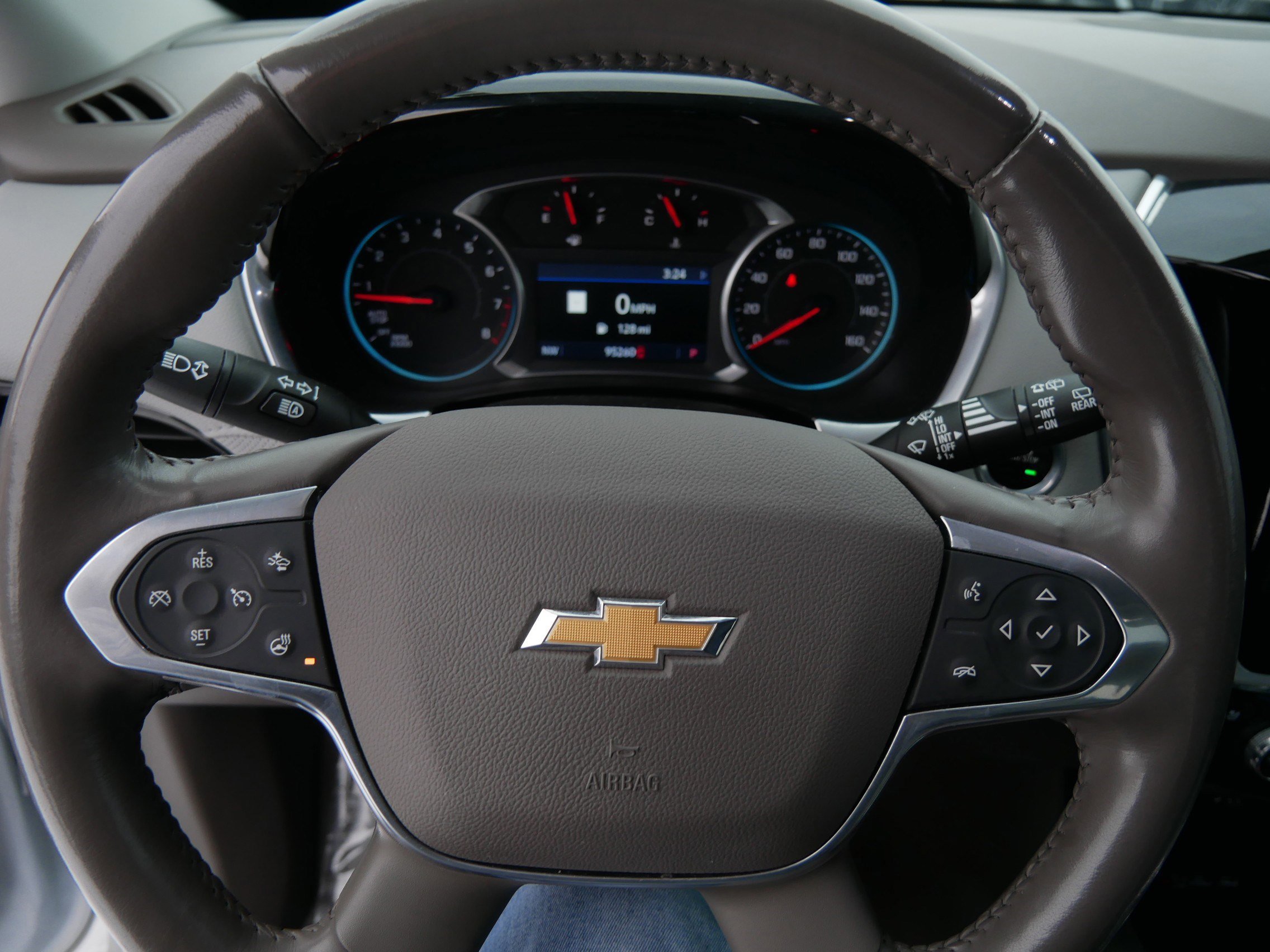 Used 2020 Chevrolet Traverse Premier image 25