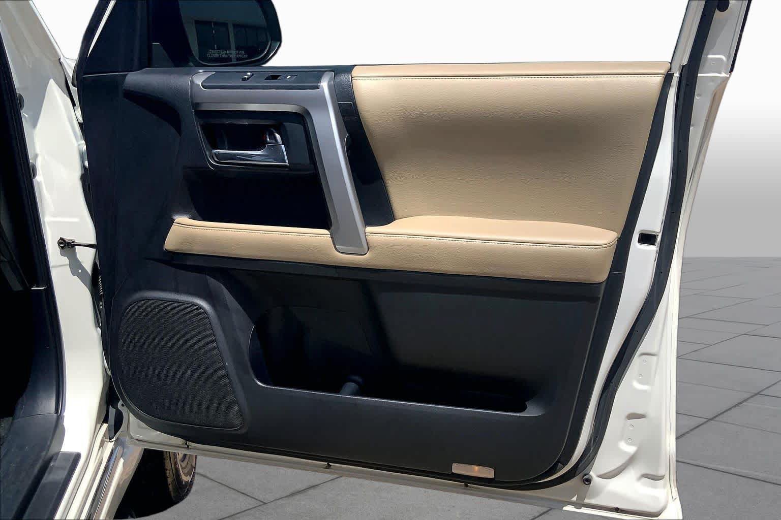 Used 2018 Toyota 4Runner Limited RWD image 23