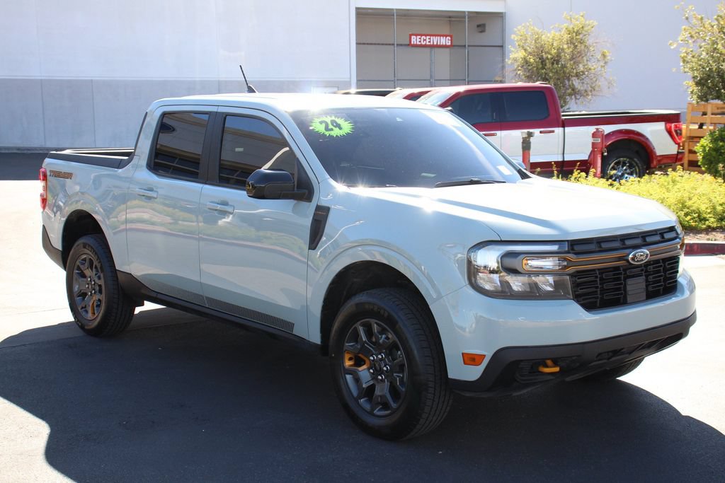 Certified 2024 Ford Maverick Tremor w/ Tremor Off-Road Package AWD/4WD image 11