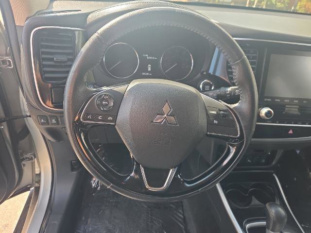 Used 2020 Mitsubishi Outlander SEL AWD/4WD image 21