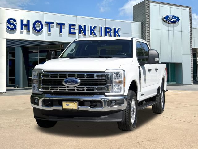 Certified 2025 Ford F250 XLT w/ FX4 Off-Road Package AWD/4WD video 3