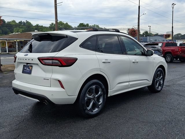 Certified 2023 Ford Escape ST-Line Select w/ Tech Pack #1 AWD/4WD image 6