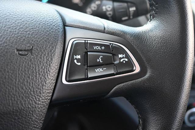 Certified 2019 Ford Escape SEL image 33