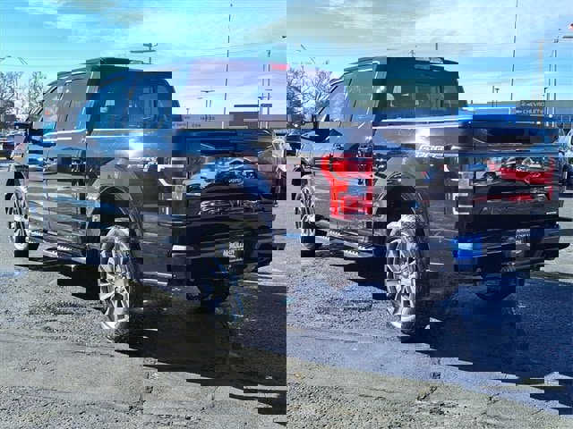 Certified 2018 Ford F150 XLT w/ Equipment Group 302A Luxury image 3