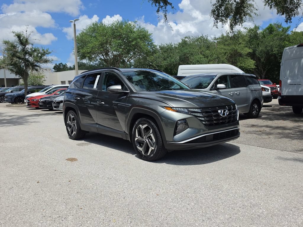 Used 2022 Hyundai Tucson SEL w/ Convenience Package FWD image 2