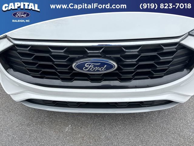 Certified 2024 Ford Escape ST-Line w/ Tech Pack #1 image 10