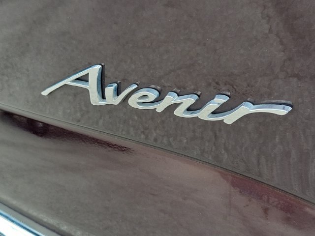 Used 2022 Buick Enclave Avenir w/ Avenir Technology Package AWD/4WD image 7