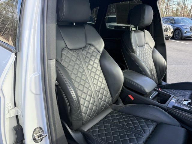 Used 2020 Audi SQ5 Prestige w/ Prestige Package image 22