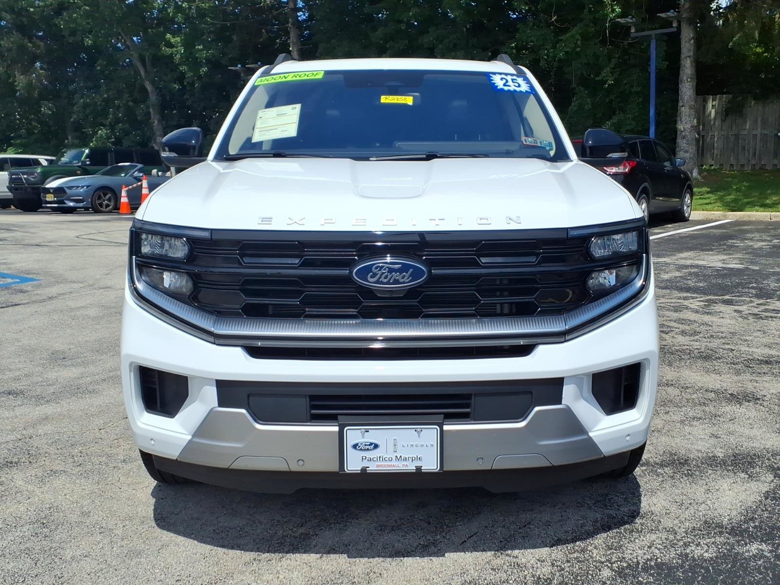 Certified 2025 Ford Expedition Max Platinum AWD/4WD image 9