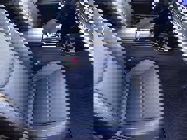 Used 2023 Toyota Prius XLE image 12