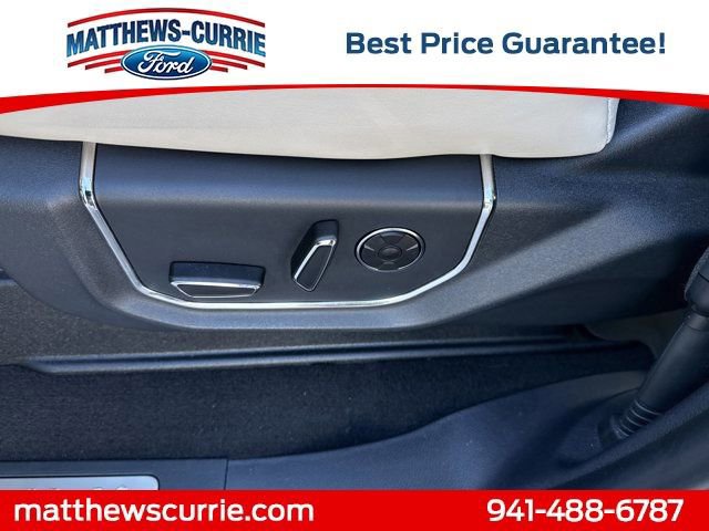 Certified 2024 Ford Expedition Platinum image 10