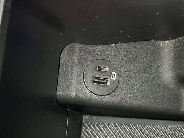 Certified 2022 Ford F150 XLT w/ Equipment Group 302A High image 28