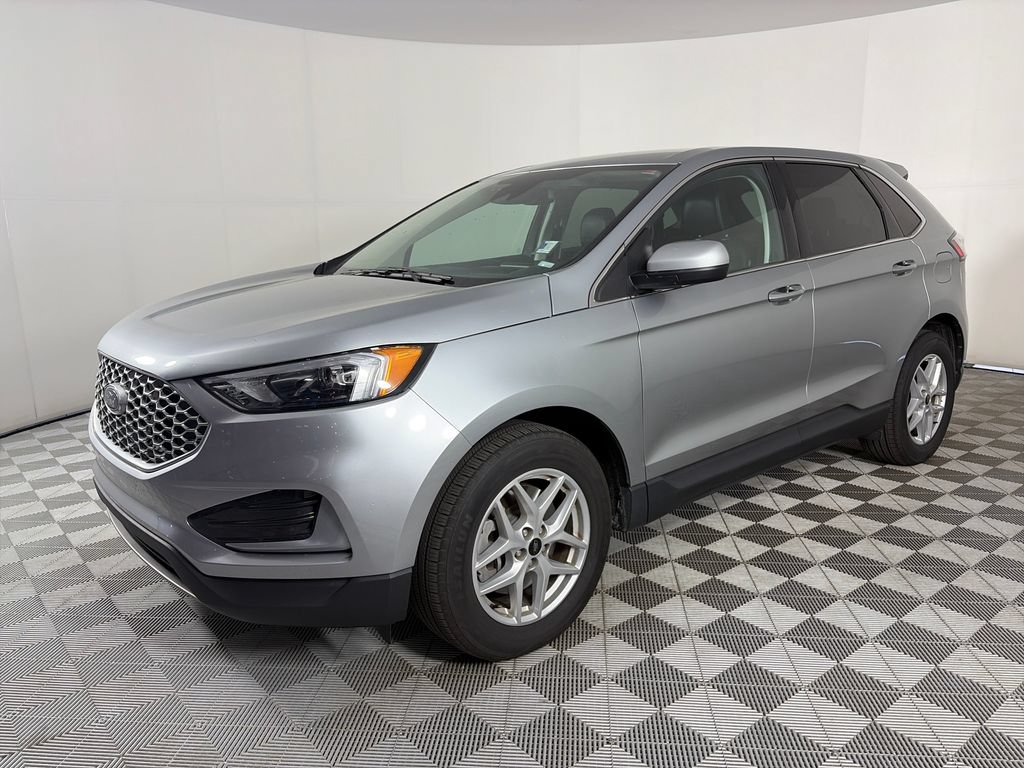 Certified 2024 Ford Edge SEL AWD/4WD image 3