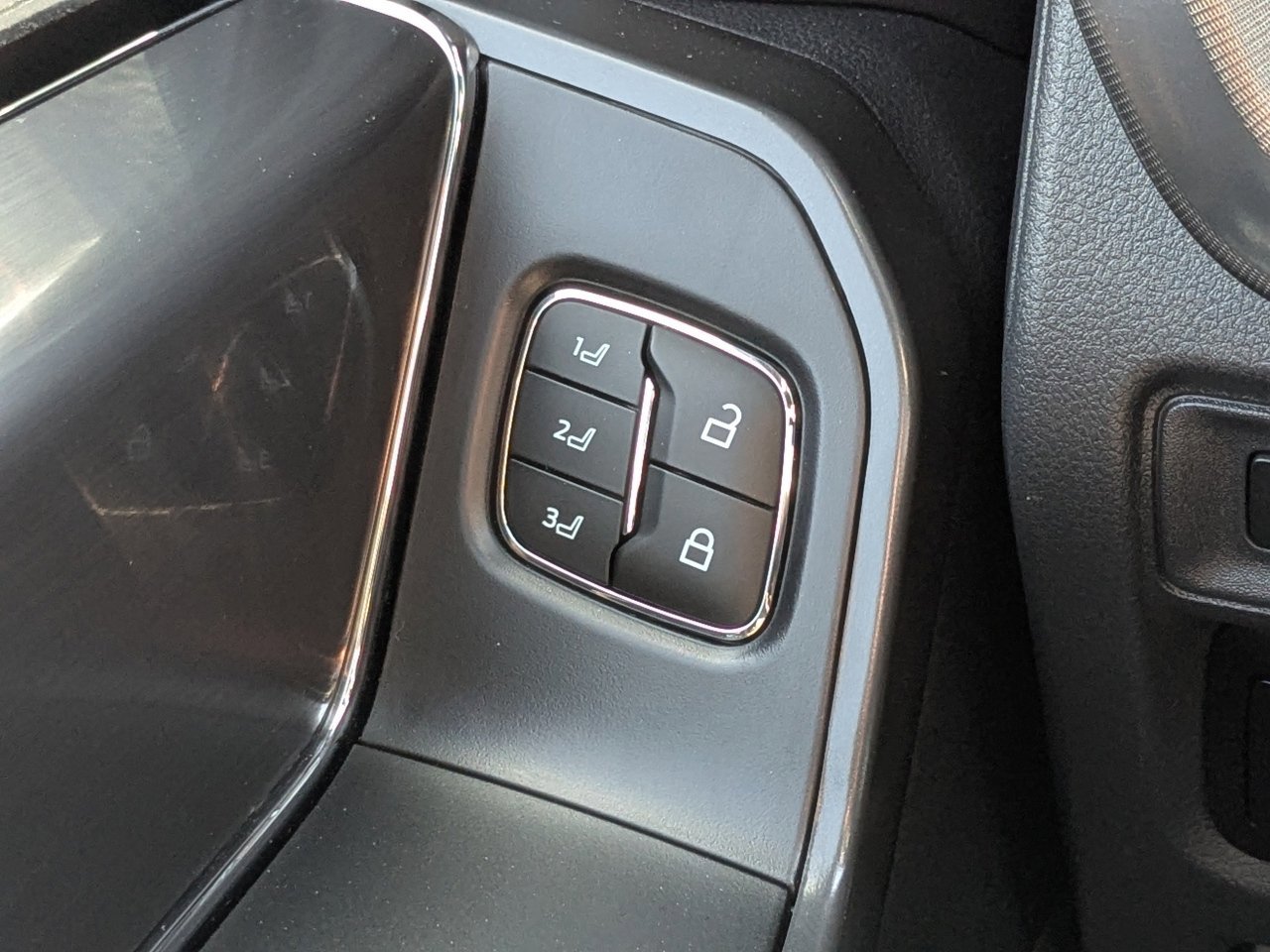 Certified 2024 Ford F150 Lariat image 30