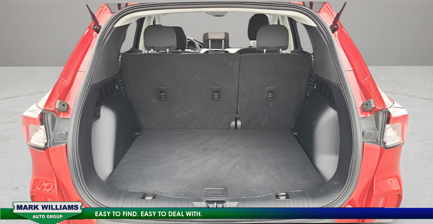 Certified 2022 Ford Escape SE w/ Cold Weather Package image 24