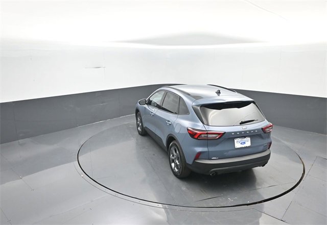 Certified 2025 Ford Escape ST-Line Elite image 23