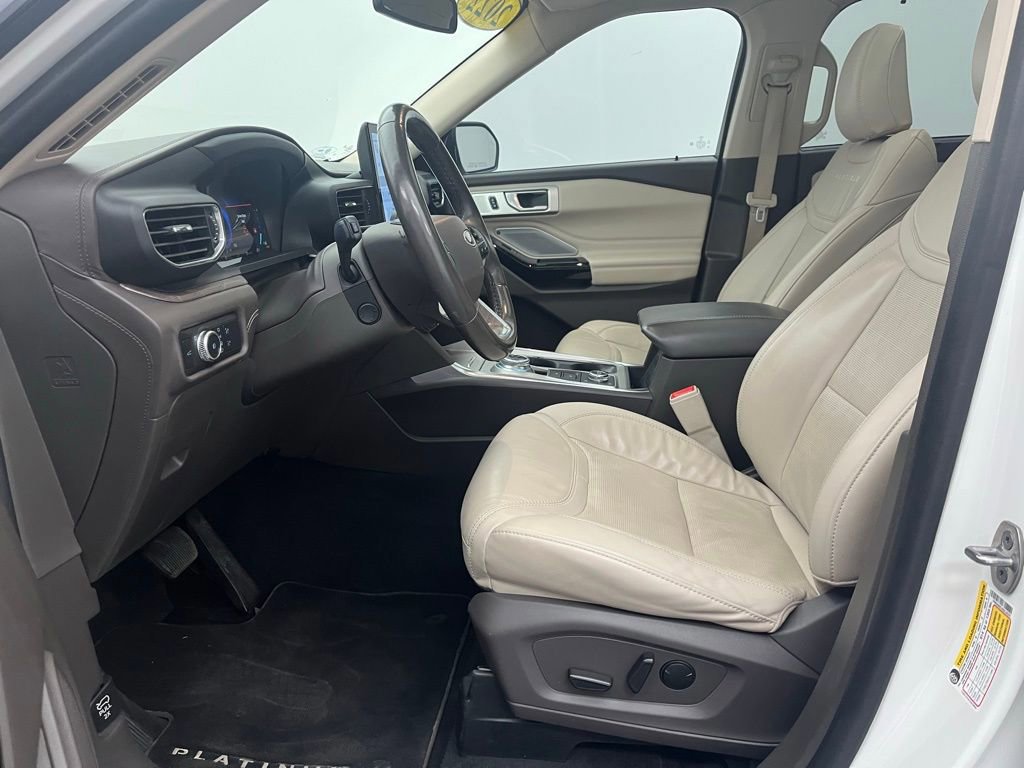 Certified 2022 Ford Explorer Platinum w/ Equipment Group 601A image 20