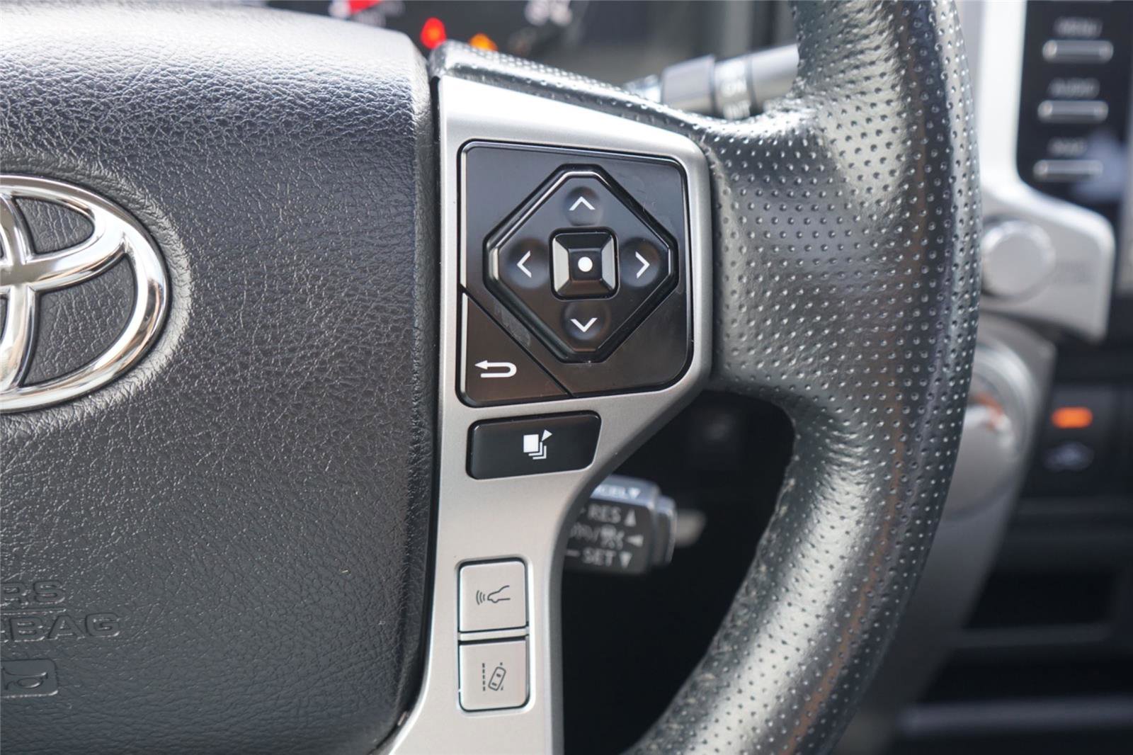 Used 2023 Toyota 4Runner SR5 Premium w/ Moonroof Package RWD image 16