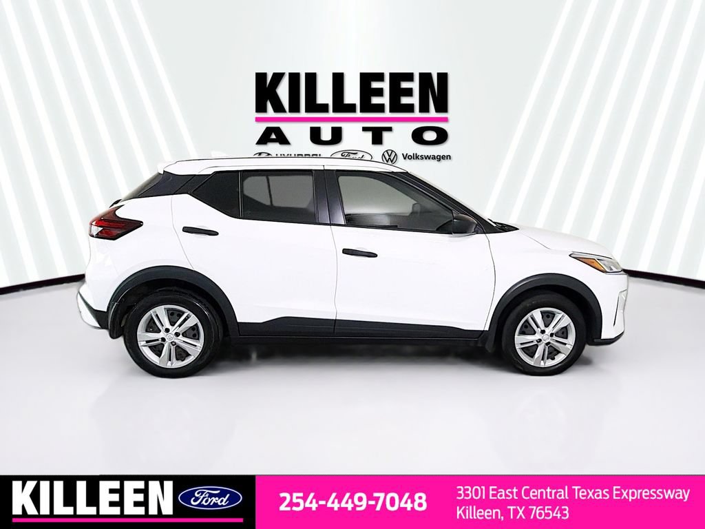 Used 2024 Nissan Kicks S FWD image 10