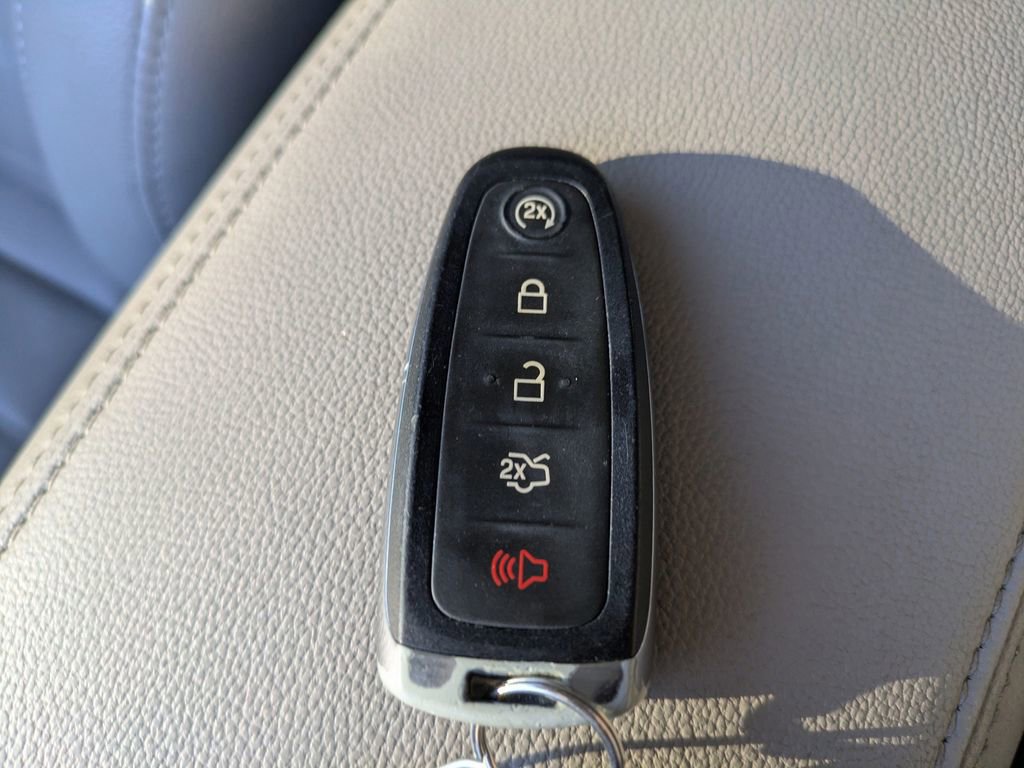 Certified 2017 Ford Escape Titanium w/ Equipment Group 301A image 33