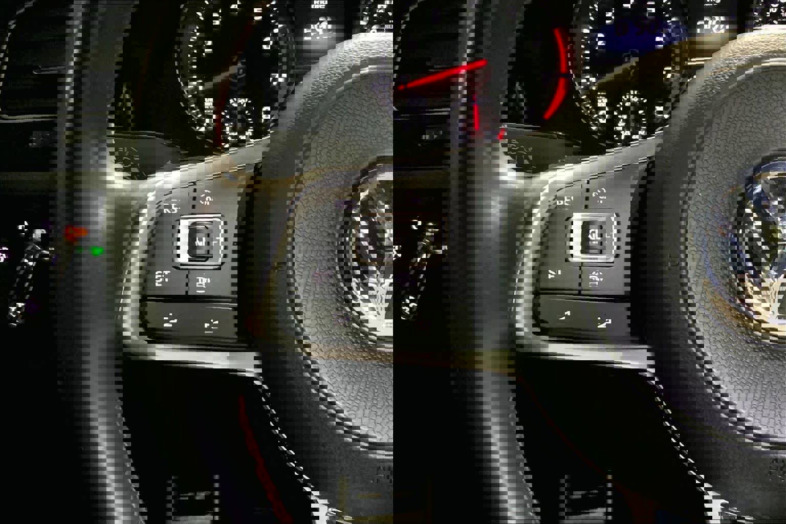 Used 2021 Volkswagen GTI SE image 23