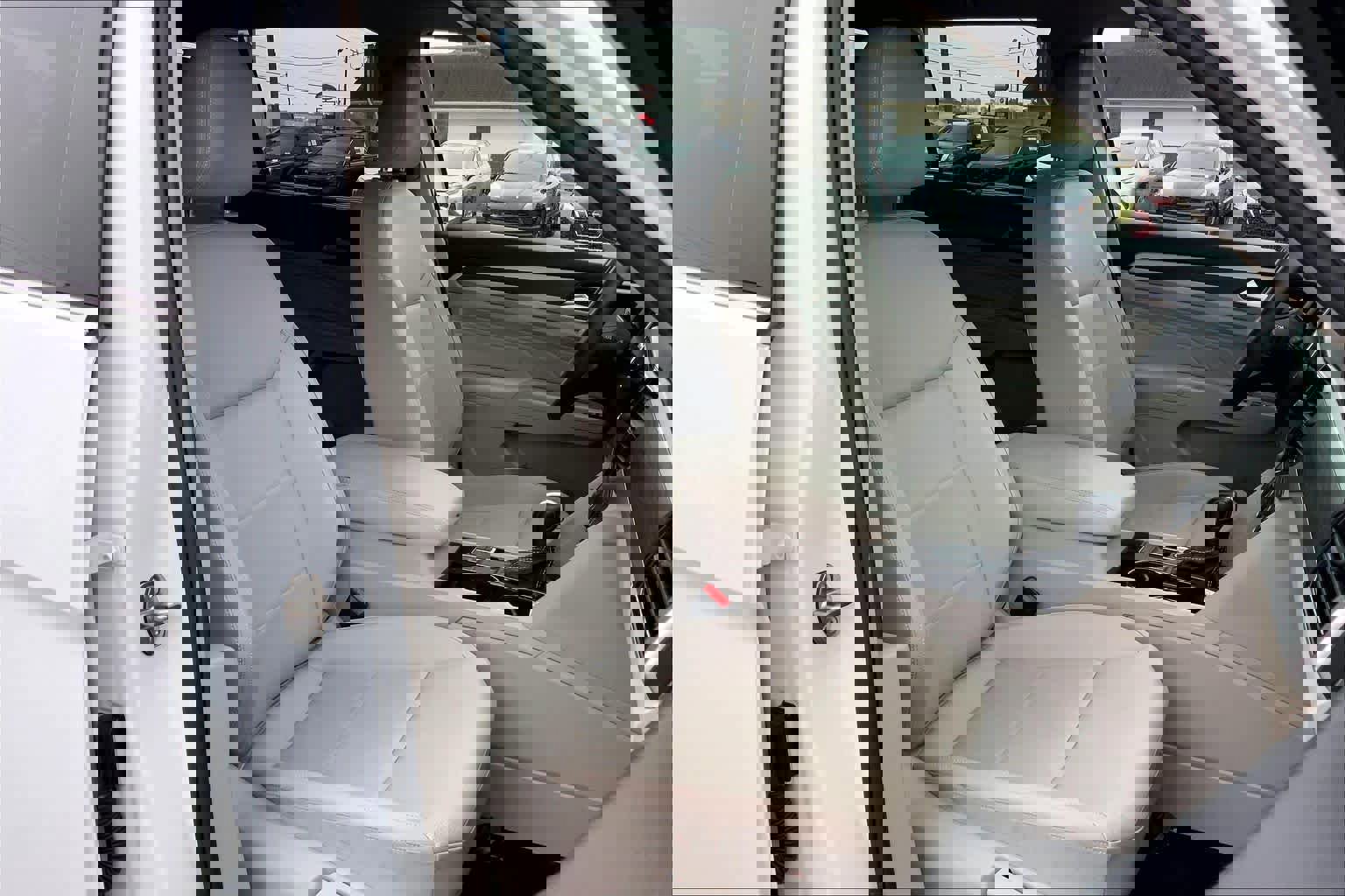 Used 2023 Volkswagen Atlas SE w/ Black Wheel Package image 10