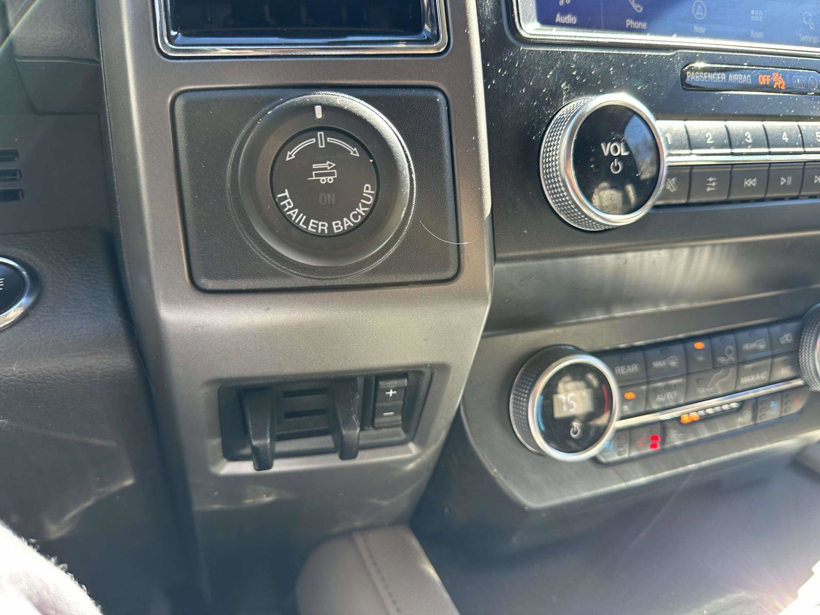 Certified 2020 Ford Expedition Max XLT w/ Equipment Group 202A image 25