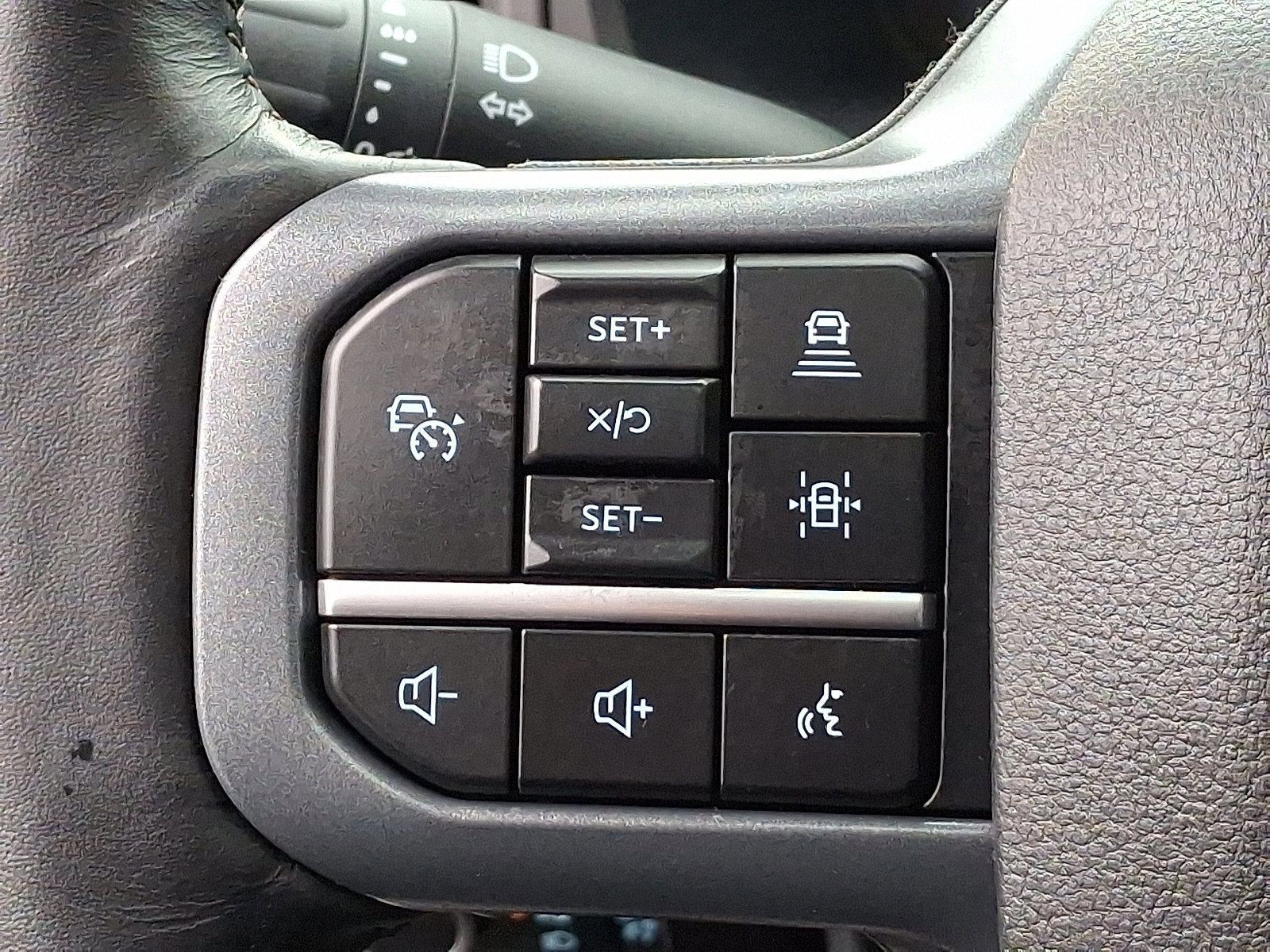 Certified 2024 Ford F150 Lightning Lariat w/ Max Trailer Tow Package image 22