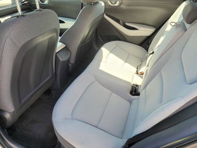 Used 2022 Hyundai Ioniq SE FWD image 11